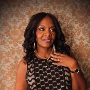 Meet your Posher, E laura